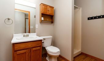 1017 10th Ave NW, Altoona, IA 50009