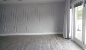 176 Vernon St, Warwick, RI 02889