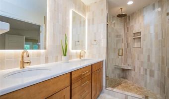 13 Dunedin Dr, Bella Vista, AR 72715