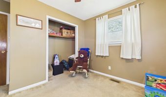 2400 Anthony Dr, Anderson, IN 46012