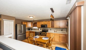 7934 Painted Pony Dr, Indianapolis, IN 46217