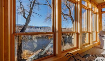 40 Castle Rock Rd, Cody, WY 82414