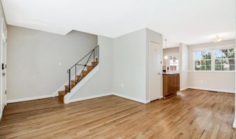 3763 KELLER Ave #111, Alexandria, VA 22302
