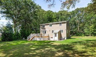 93 Burdickville Rd, Charlestown, RI 02813