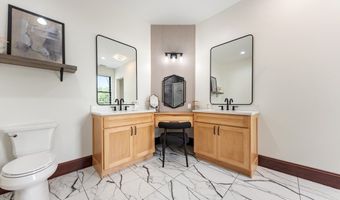 105 E 4th St, Augusta, KY 41002