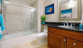 34 Hauwahine Ln G 102, Kihei, HI 96753