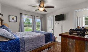 1615 Linton Rd, Benton, LA 71006