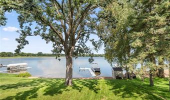 546 Lakeshore Cir, Annandale, MN 55302