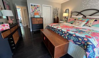 2499 Crestwood Dr, Adrian, MI 49221