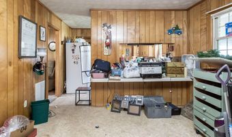 542 Ga Highway 64, Alma, GA 31510