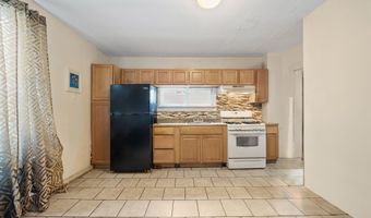31 E 32ND St, Bayonne, NJ 07002