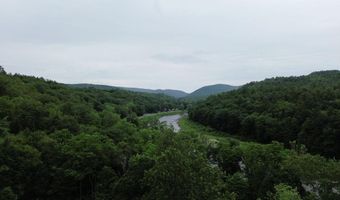680 W River Rd, Brattleboro, VT 05301