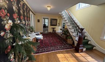 969 Washington St, Bath, ME 04530