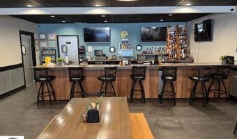 205 207 E Superior St, Alma, MI 48801