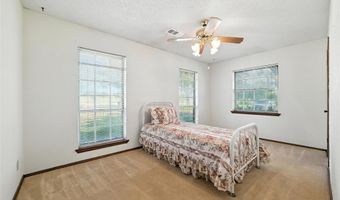 7220 Tucker Dr, Weatherford, TX 76085