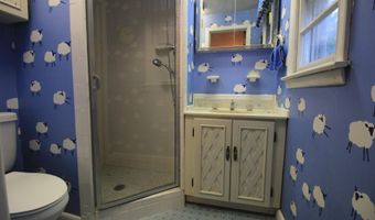 2949 GRISDALE Rd, Abington, PA 19001
