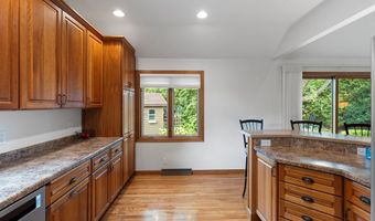 3547 N WINDWARD Ln, Appleton, WI 54911