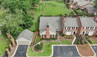 2401 Tuxedo Pl, Albany, GA 31707