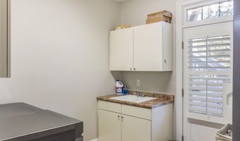 39 Downing Dr, Beaufort, SC 29907