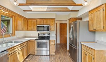 8064 Lower 147th St W, Apple Valley, MN 55124