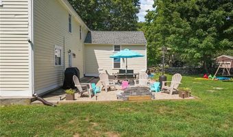 1345 Tarkiln Rd, Burrillville, RI 02830