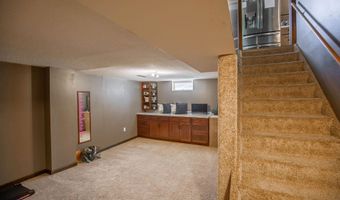 1426 E Lucas St, Algona, IA 50511