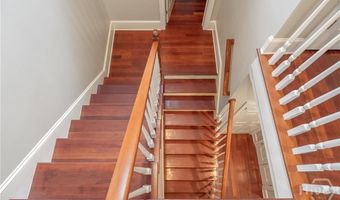 11 Turnbull Ln, Savannah, GA 31410