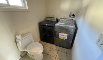 25 Pleasant St, Ansonia, CT 06401