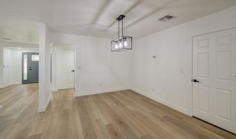 512 E NARRAMORE Ave, Buckeye, AZ 85326