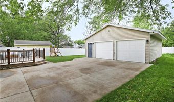 1821 4th Ave NE, Austin, MN 55912