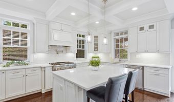 4027 25TH Rd N, Arlington, VA 22207