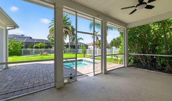 5212 BRIGHTON SHORE Dr, Apollo Beach, FL 33572