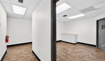 220 N WESTMONTE Dr A, Altamonte Springs, FL 32714