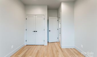 30 Fern St, Asheville, NC 28803
