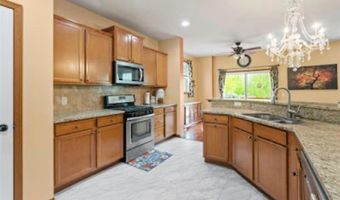 15850 Elmwood Ln, Apple Valley, MN 55124