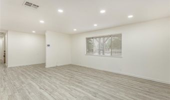 19891 Talihina Rd, Apple Valley, CA 92307