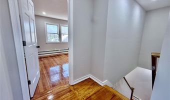 4 Arcade St, Johnston, RI 02919