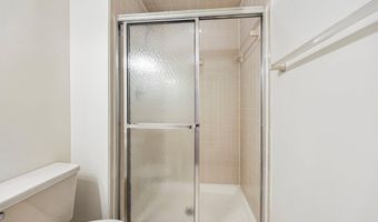21208 HEDGEROW Ter, Ashburn, VA 20147
