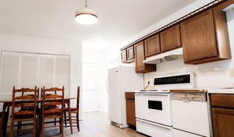 202 Creek Dr, Batesville, MS 38606