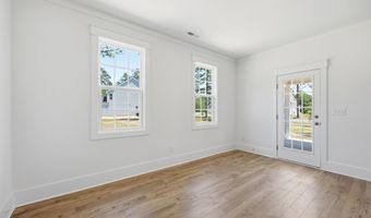 830 Winds Way, Aberdeen, NC 28315