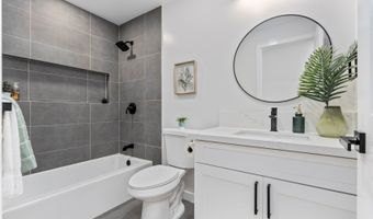 1237 Nanialii St, Kailua, HI 96734