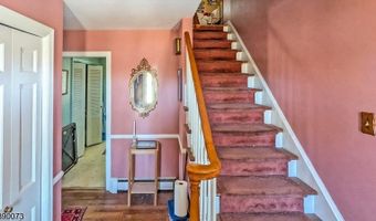 16 Mott Dr, Alloway, NJ 07462