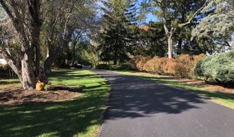 320-380 Highland Ave, Algonquin, IL 60102