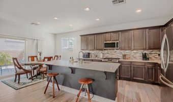 8964 Willow Break Ave, Las Vegas, NV 89148