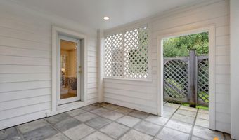 6820 Gunnison Dr, Anchorage, AK 99516