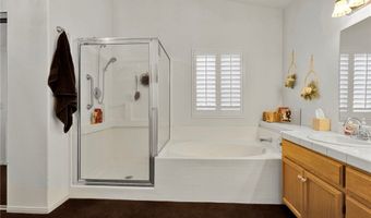 19581 Powhatan Rd, Apple Valley, CA 92308