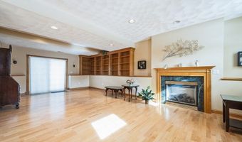 18 Baldwin Rd, Billerica, MA 01821