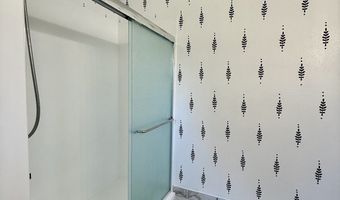 1275 ISLAND St, Springfield, OR 97477