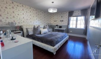 3024 NE 210th St, Aventura, FL 33180