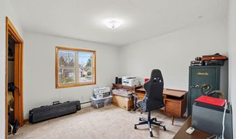218 Fleming Dr, Alma, MI 48801
